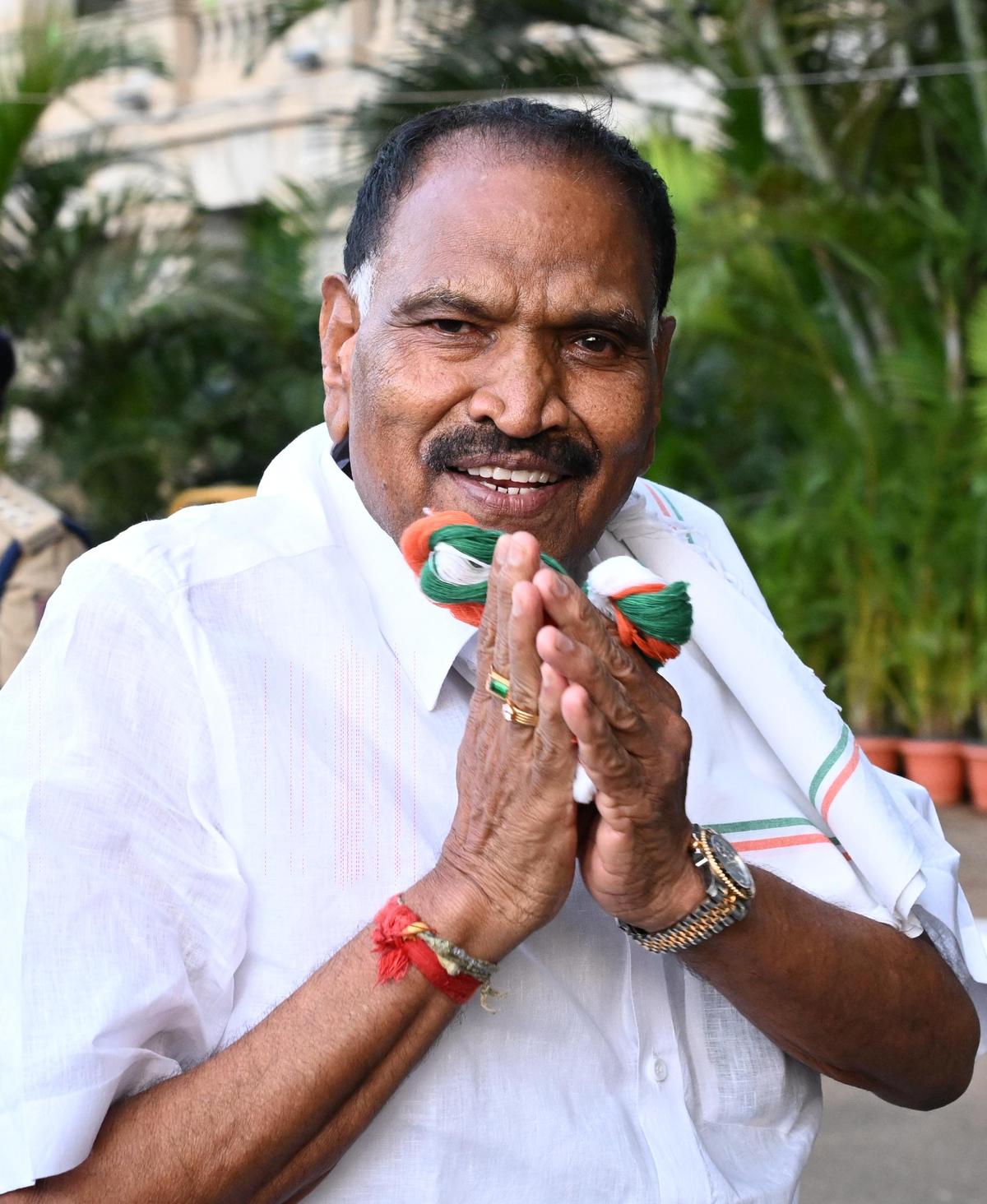 Karnataka Minister Sparks Controversy Over 'Offer Respectfully' Remark in Hassan