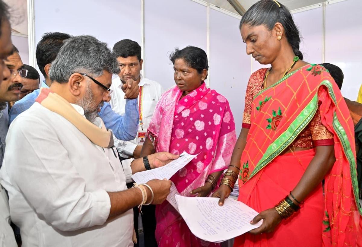 Karnataka Resolves Over 52% Public Grievances Under 'Praja Seve', Set to Launch 'Namma Seve' App