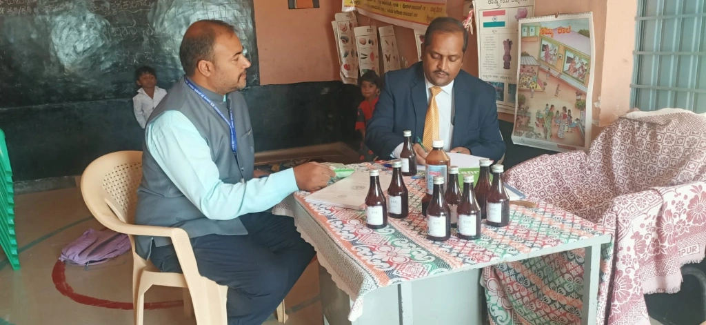 Senior Civil Judge Conducts Surprise Inspection of Dilapidated Anganwadi in Anegatta, Devanahalli Taluk