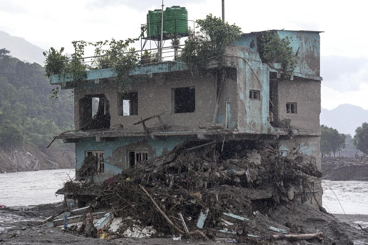 UN Appeals for $50 Million in Emergency Aid as Nepal Flood Death Toll Surpasses 1,300